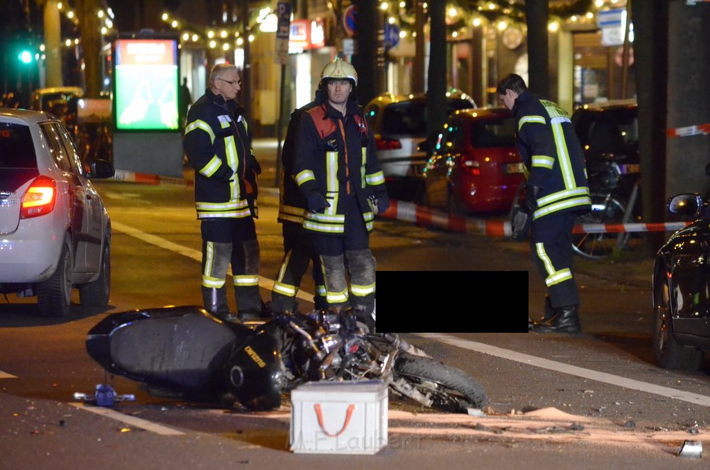 VU Krad gegen PKW Koeln Braunsfeld Aachenerstr P031.JPG - Miklos Laubert